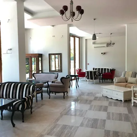 South Bay Apartman Várna