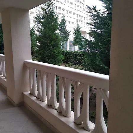 Апартаменты South Bay Варна